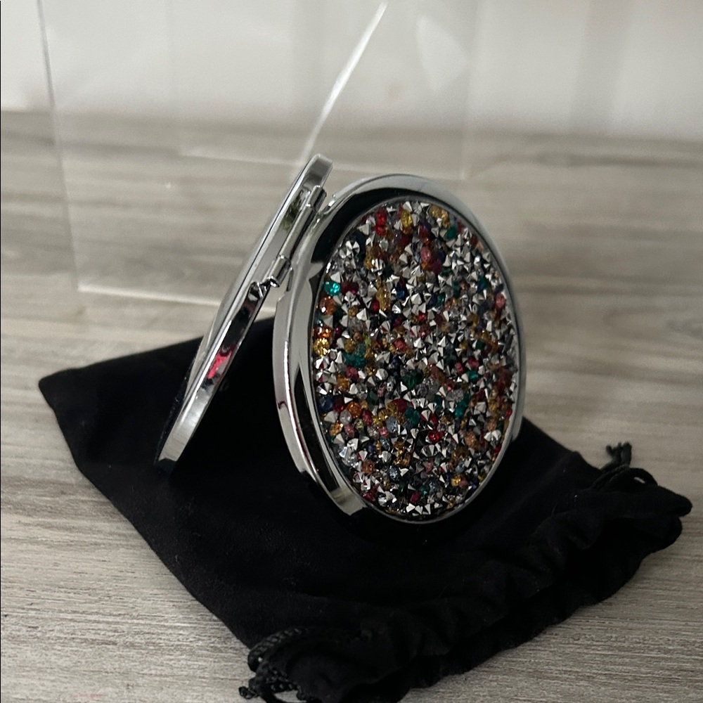 Multicolor Rhinestone Compact Mirror NIP - Picture 3 of 3